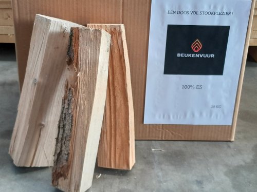 € 19 KORTING bij aankoop van 10 dozen ovendroog Essen brandhout
